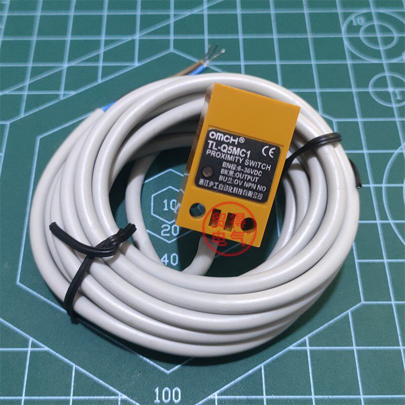 TL-Q5MC1沪工OMCH方型感应接近开关D1 F1 C2 D2 F2 Y1 Y2传感器