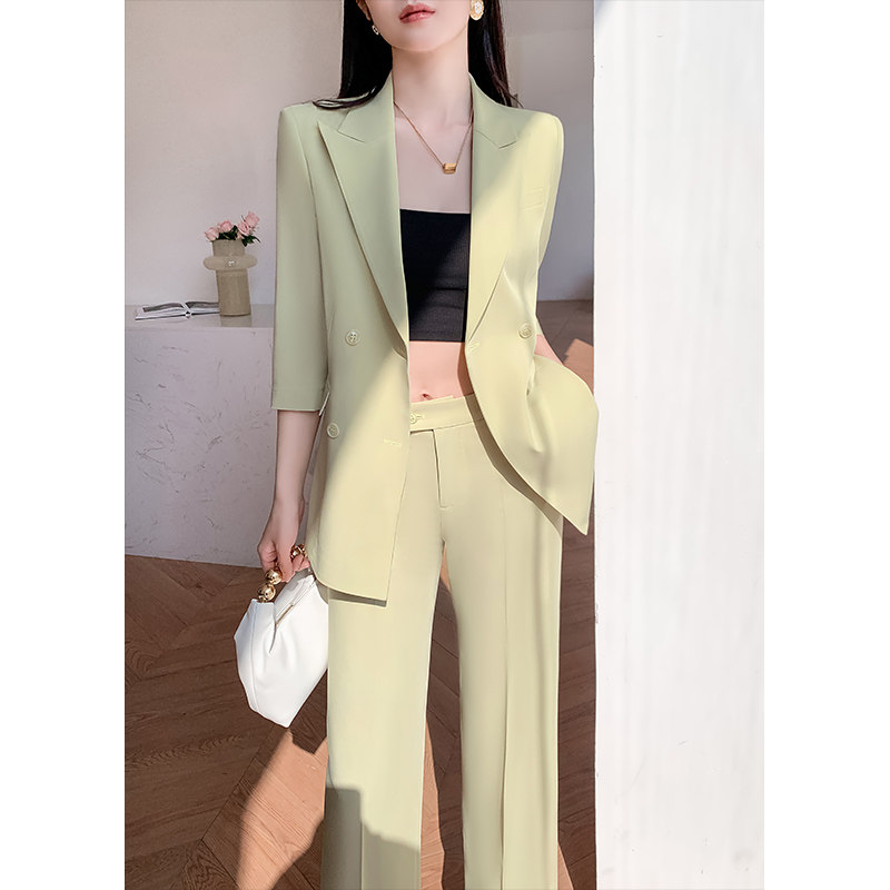 绿色休闲西装套装女夏薄款小个子高级感职业阔腿裤设计感小众西服