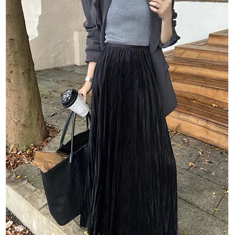 覆古黑色褶皱丝绒半身裙女2025新款秋冬季松紧腰显瘦半裙百褶裙女