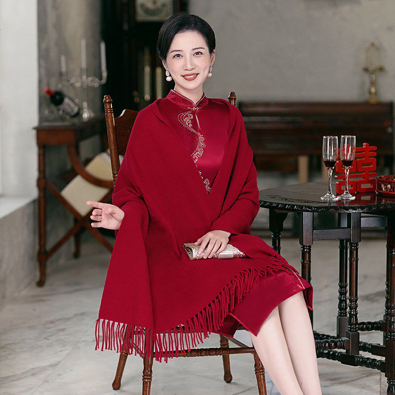 春秋红色羊毛披肩喜婆婆礼服旗袍外搭喜妈妈婚宴加厚羊绒保暖外披