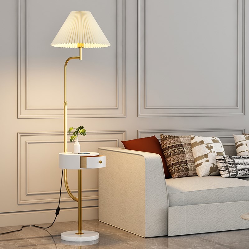 极简北欧落地灯is风客厅沙发边茶几轻奢卧O室创意床头柜智能台灯