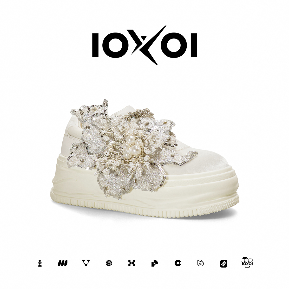 IOXOI时尚休闲鞋厚底增高板鞋女