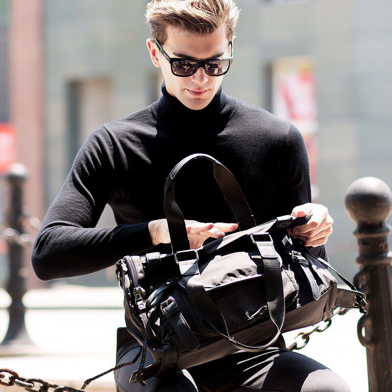 秋冬薄款纯色男士高领毛衣套头休闲保暖男式修身羊毛衫打底针织衫