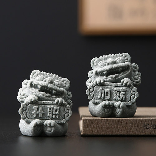 可爱石狮子办公室工位桌面装饰小摆件家居饰品级感寓意生日礼物