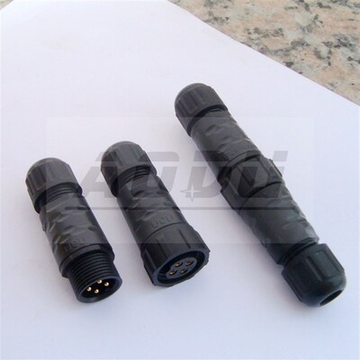 厂销FUS防水连接器 IP68螺纹旋紧4芯UCU航空插头乔合里互换圆接头