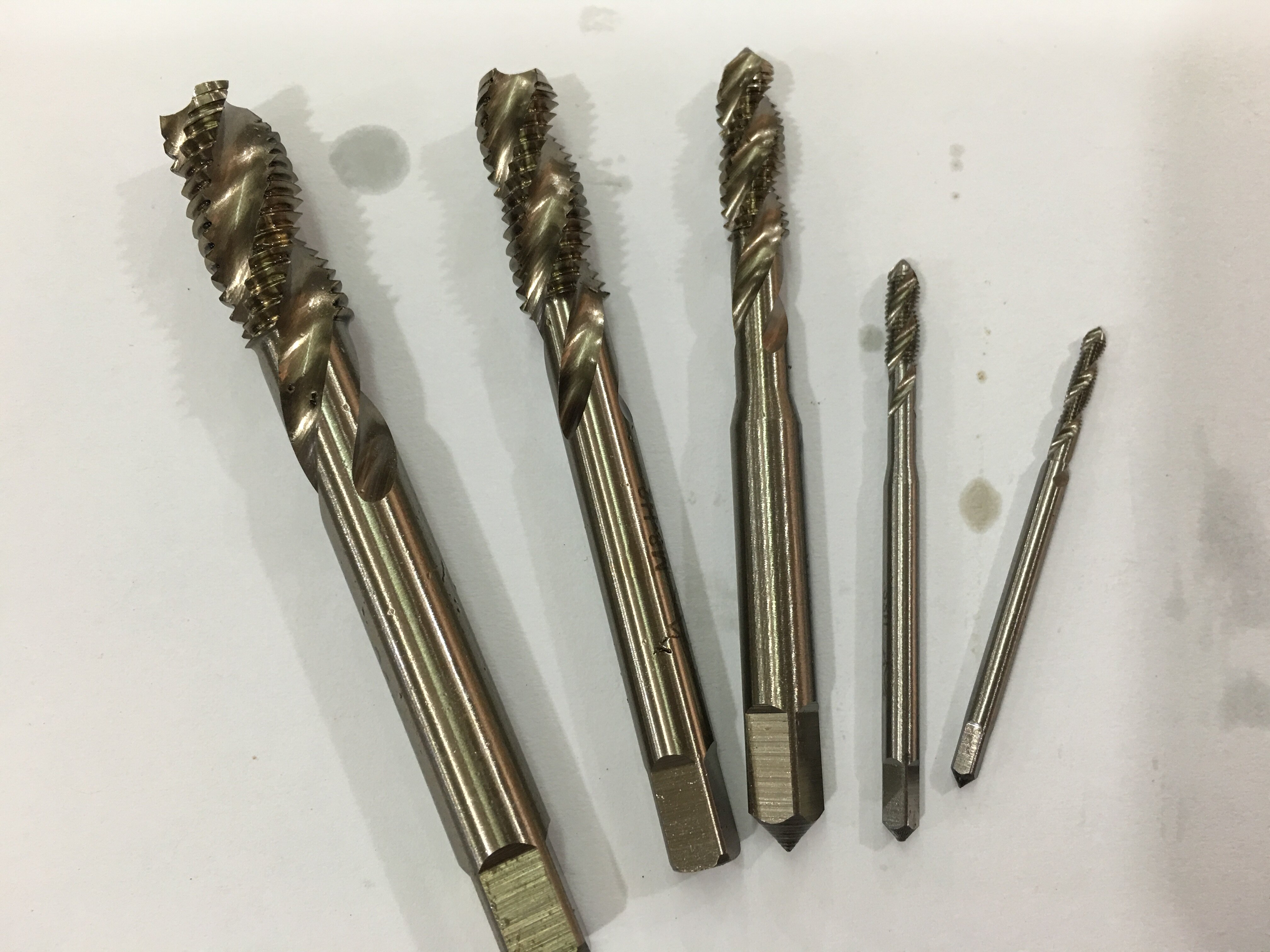 正品扬州江宇高速钢机用螺旋丝锥丝攻M2M3M4M5M6M8M10M12M14M16M2