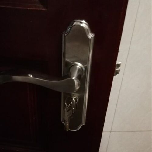 不锈钢面板锁门锁不锈钢门锁室内卧室门锁实木门锁执手锁具通用形