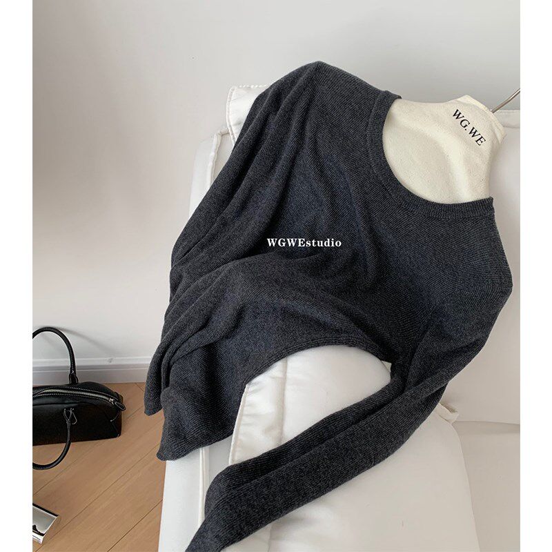 2024秋冬高级感复古针织打底衫女设计感小众修身圆领毛衣内搭上衣