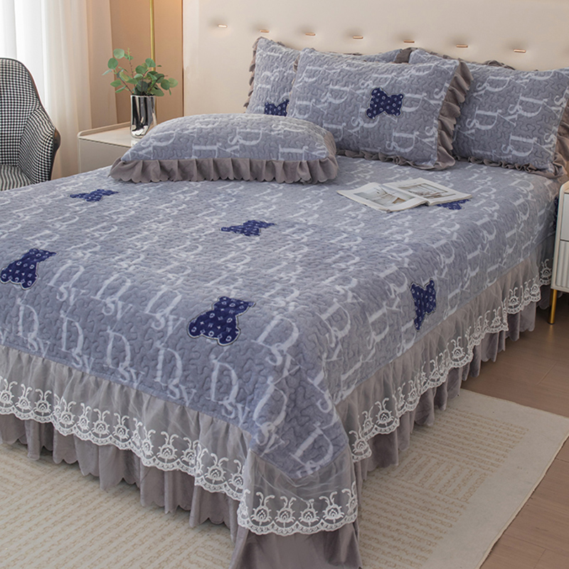 冬季加厚牛奶绒夹棉m床盖单件加绒珊瑚绒花边床裙法兰绒床上三件