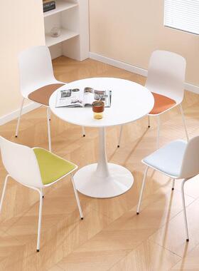 洽椅无谈扶手塑料靠椅会议椅餐背厅FUO椅弧形放家用简约餐椅可叠