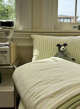 奶fufu~奶油绿色条纹提花夏凉被四J件套薄被子芯空调被可水洗