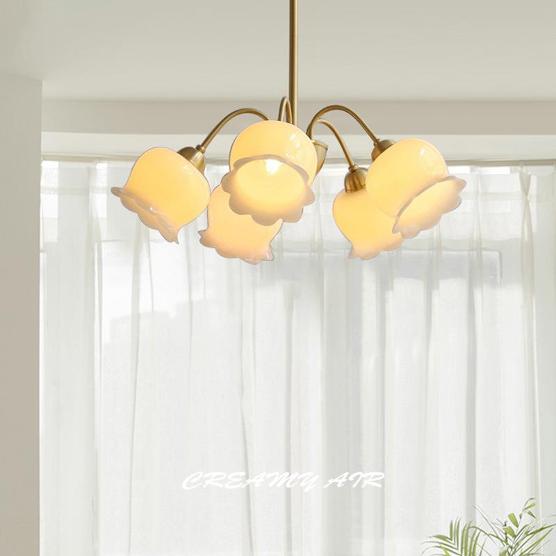 全铜式奢客厅衣吊灯法ZET式复古奶美油风卧室轻帽间餐厅铃兰花朵