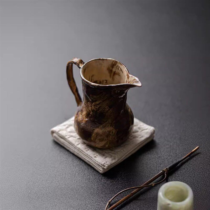 手工粉引公道杯侘寂风匀杯 粗陶手执功夫M泡茶器仿古公杯分茶器