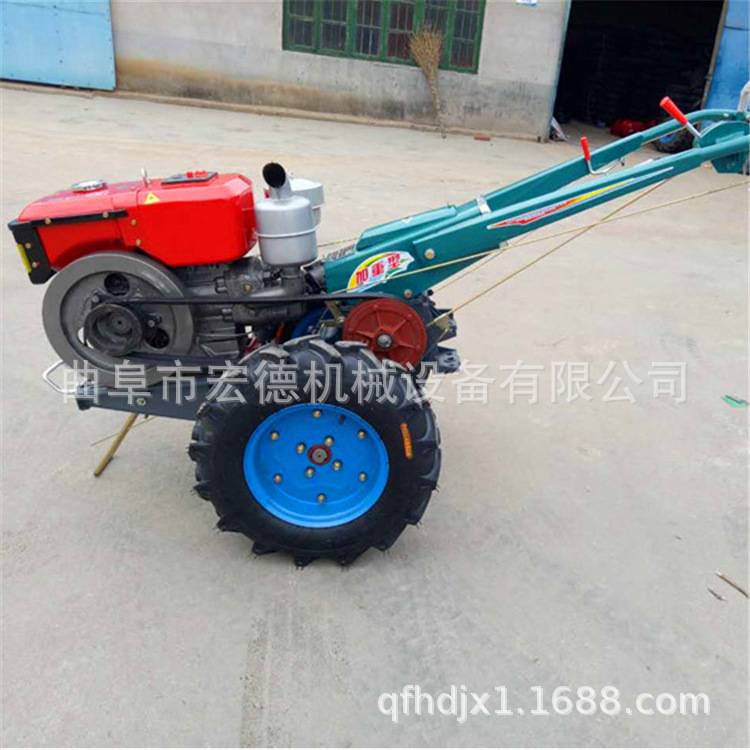带座旋耕手扶拖拉机 新款手扶式旋耕机 大马力田园碎草还田机