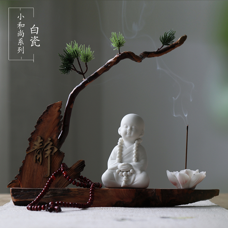 创意风化木禅意白瓷小和尚陶瓷新中式人物家居饰品根雕小摆件