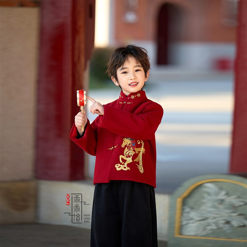 汉服男童冬装拜年服新中式男宝过年服2026新款冬季儿童中国风唐装