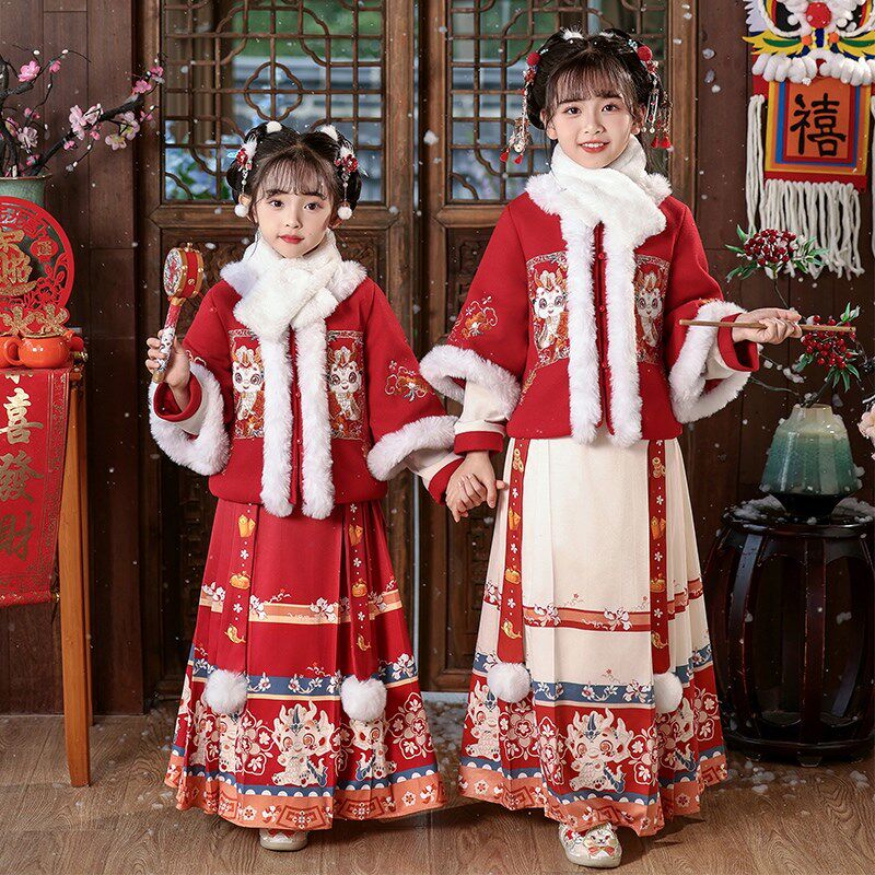 汉服女童秋冬儿童古装拜年服冬季中国风唐装2024新款女孩古风裙子