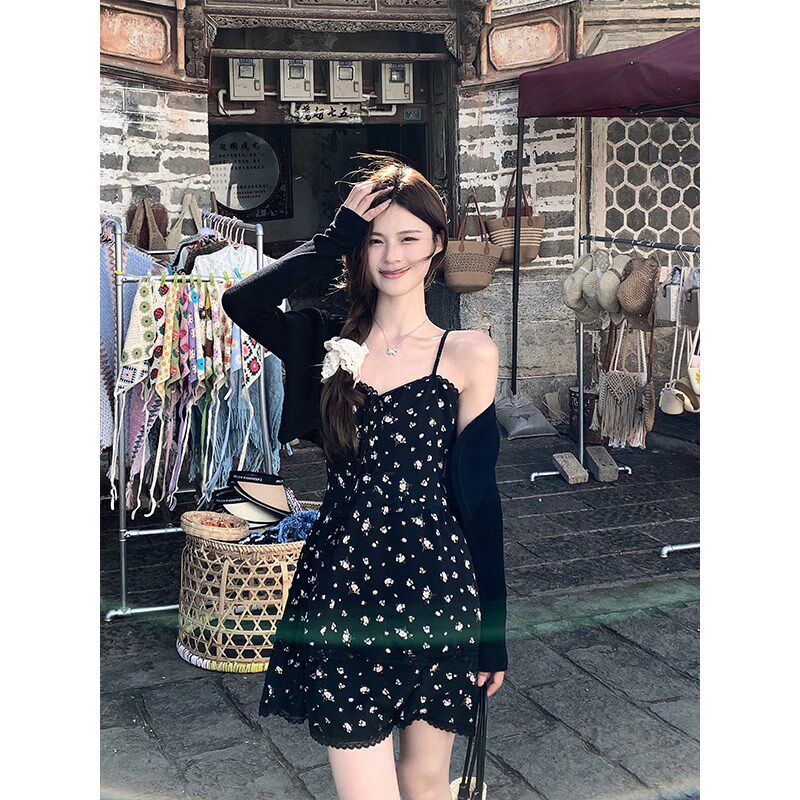 大码胖mm法式甜美碎花吊带连衣裙女夏季新款外搭防晒开衫显瘦套装