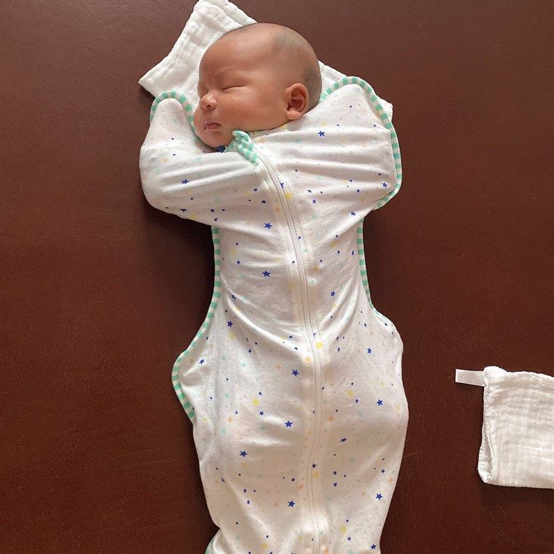 婴儿防惊跳睡袋竹纤维夏季轻薄款新生儿襁K褓宝宝防踢被投降式睡