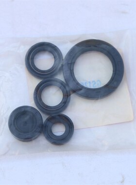 适用钻HJ125-A/R/K-2豹锐EN125-2A爽GZ125HS发动机曲轴档位轴油封