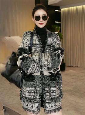 民族慵懒风中长款毛衣外套女秋冬新款流苏拼色减龄百搭针织开衫潮
