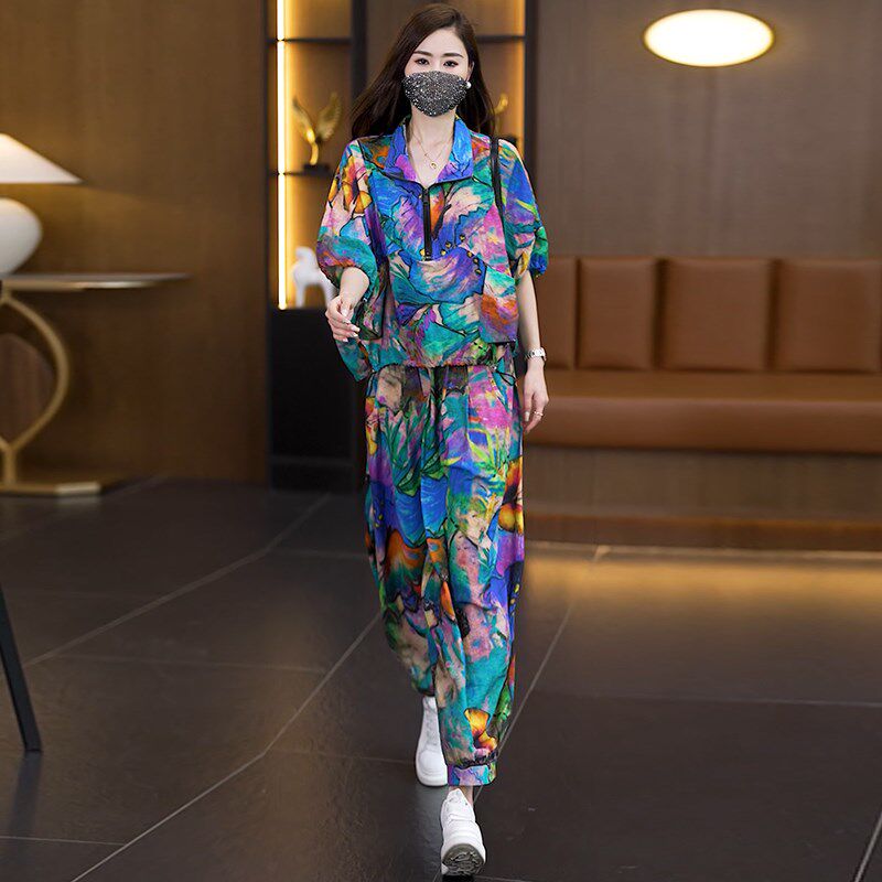 胖mm高级感洋气休闲运动套装夏季大码女装时尚印花上衣裤子两件套