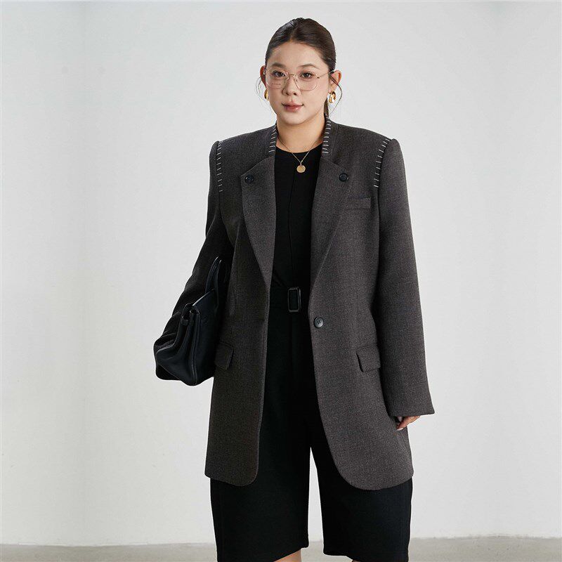 高级感重工大码西装女年会礼服200斤胖mm宽松显瘦休闲西服外套