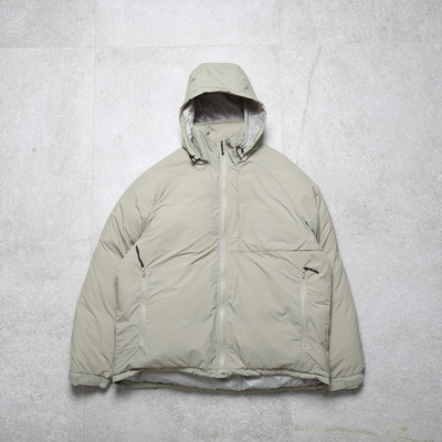 轻盈保暖余文乐同款羽绒服外套