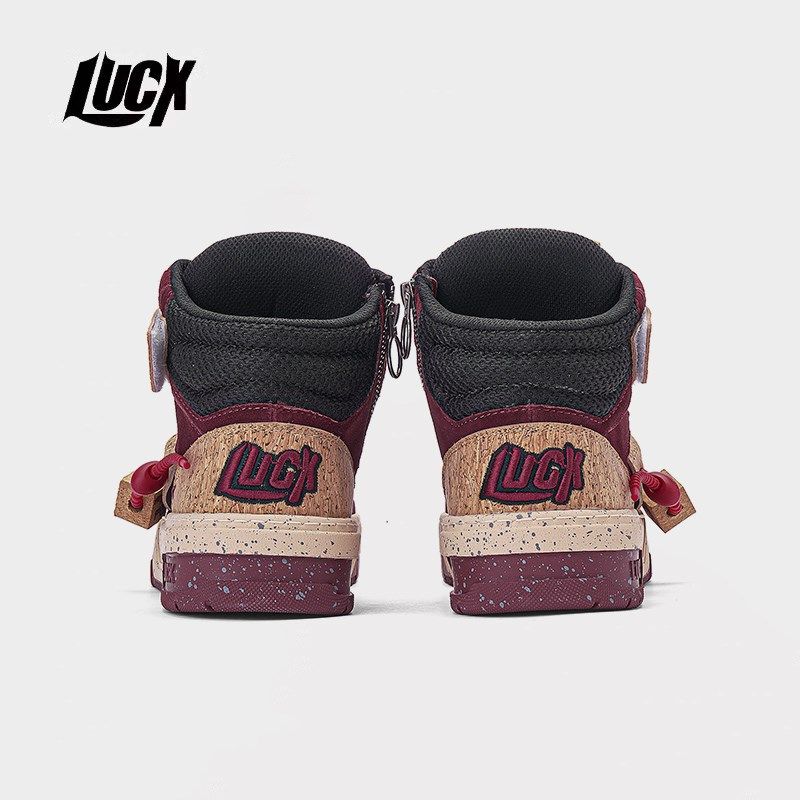 lucx20f24新款秋冬季国潮小众滑板鞋情侣中帮运动鞋男女增高面包