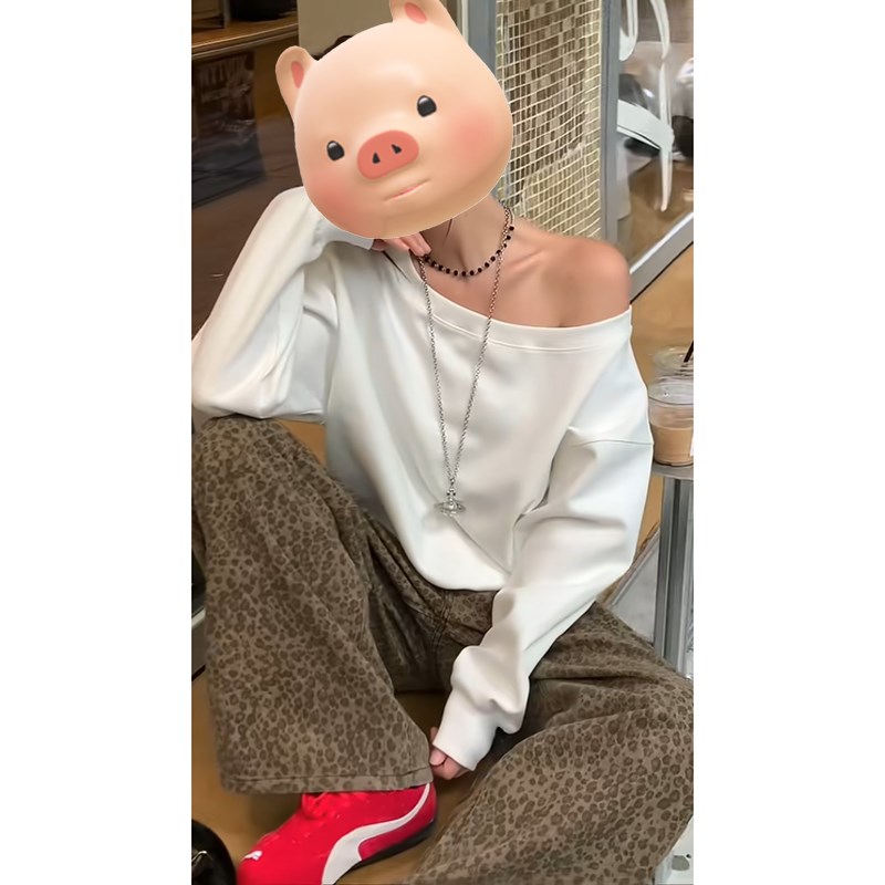美式辣妹白色斜肩长袖卫衣女秋秋季2025新款宽松显瘦露肩纯色上衣