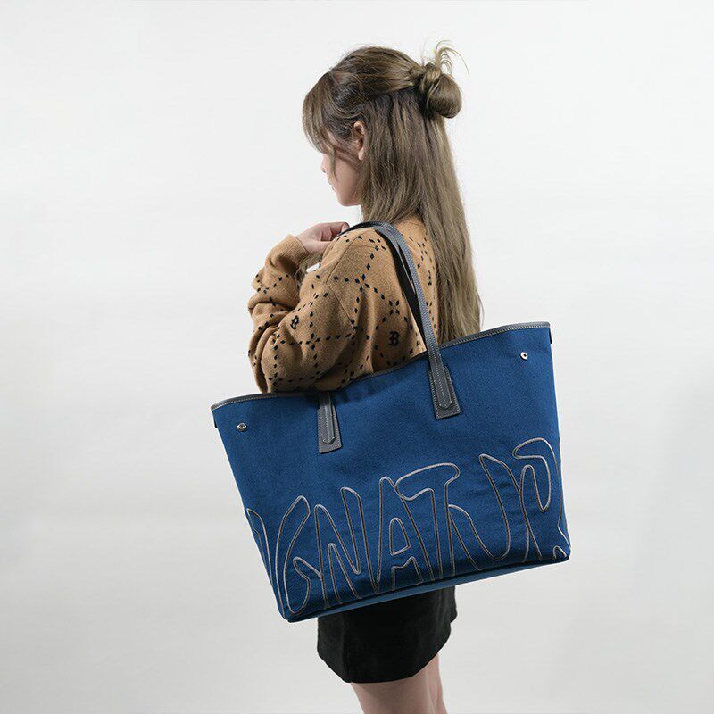 潮流个性斜挎大容量瑜伽手提袋牛仔布包旅行高级感女单肩学生包