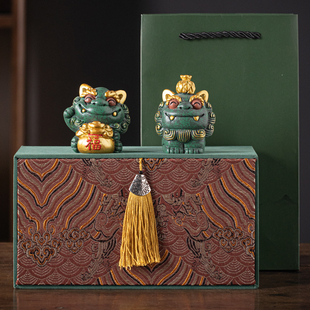 新中式国潮风可爱石狮子一对旺来福袋风狮爷礼盒装饰摆件伴手礼品