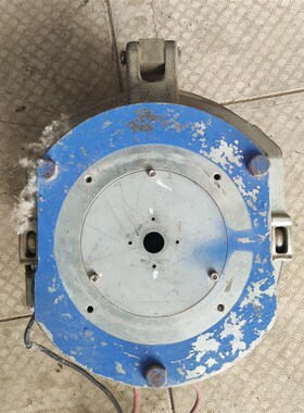 东芝电梯TMB10A1BL/100-007J/101-007J曳引机制动器/抱闸实拍图