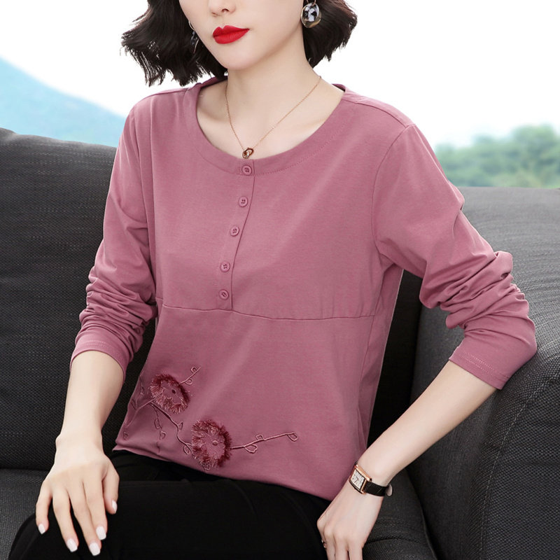 妈妈装纯棉长袖t恤女宽松上衣大码休闲中老年百搭打底衫秋衣外穿