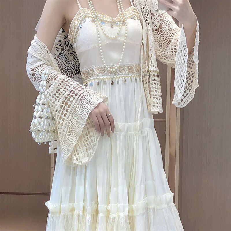 公主家新款8822夏季重工金属流苏吊带裙+勾花针织防晒衫套装