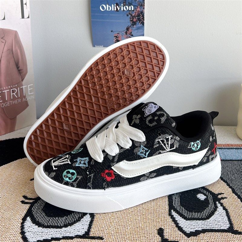 黑色鞋子男鞋增高新款面包鞋x情侣 透气休闲女夏季板鞋美式高街潮