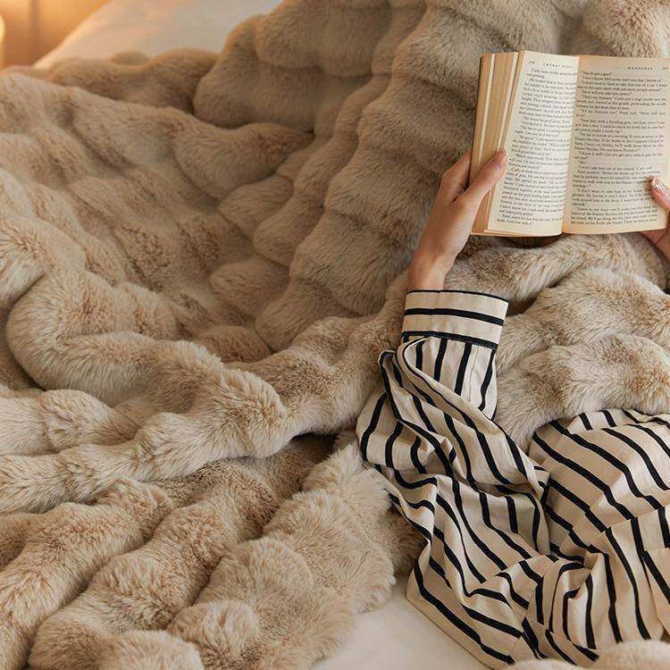托斯卡纳兔毛短绒休闲盖毯轻奢高级沙发毯毛毯柔软保暖绒毯卧室毯