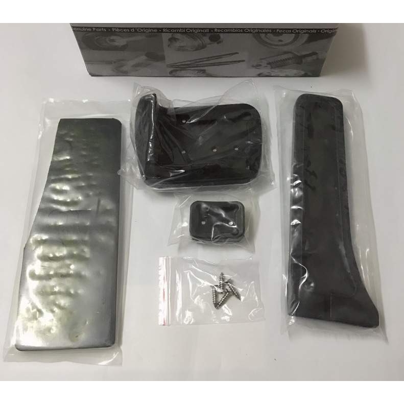 适用于奔驰新C E ML S GLC GLE CLA GLK GL级改装油门刹车脚踏板