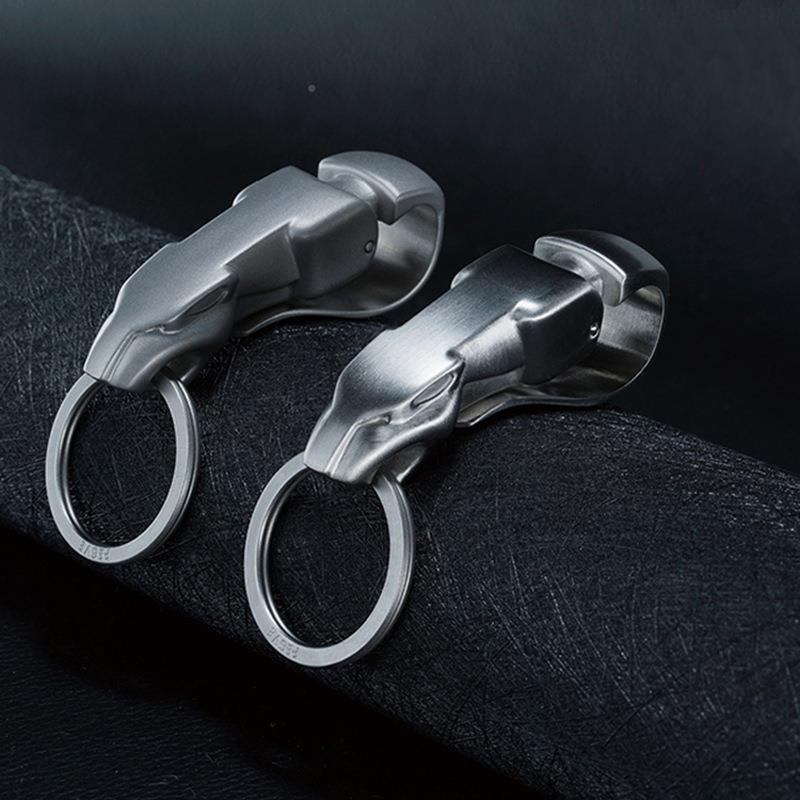 FEGVE汽车不锈钢钥匙扣男士豹子头腰挂约创意简环82585匙圈挂件钥
