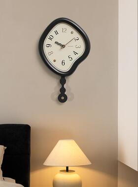 W风OZOOM准免打孔古挂钟中客厅创意钟表挂墙2026新款TYOS763简约