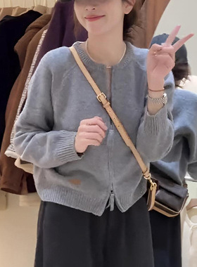 灰色双拉链圆领长袖针织毛衣外套女款2025新款冬季宽松小个子上衣