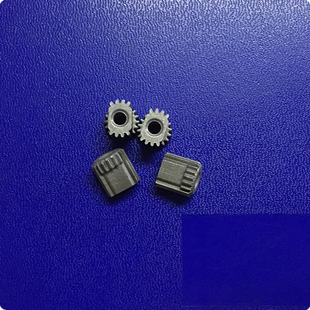 圆柱直齿轮10只 正齿轮 内孔3.35 18齿 粉末冶金 0.5模数