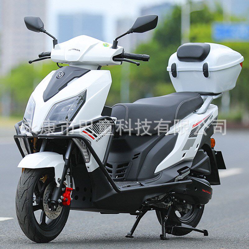 全新车国四电喷UY125摩托车水冷150cc轻便燃油助力踏板代步摩托车