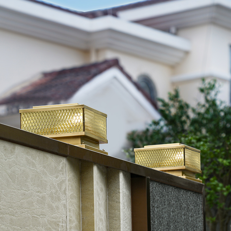 全铜太阳能柱头灯户外防水庭院简约景观别墅大门口.围墙围栏灯