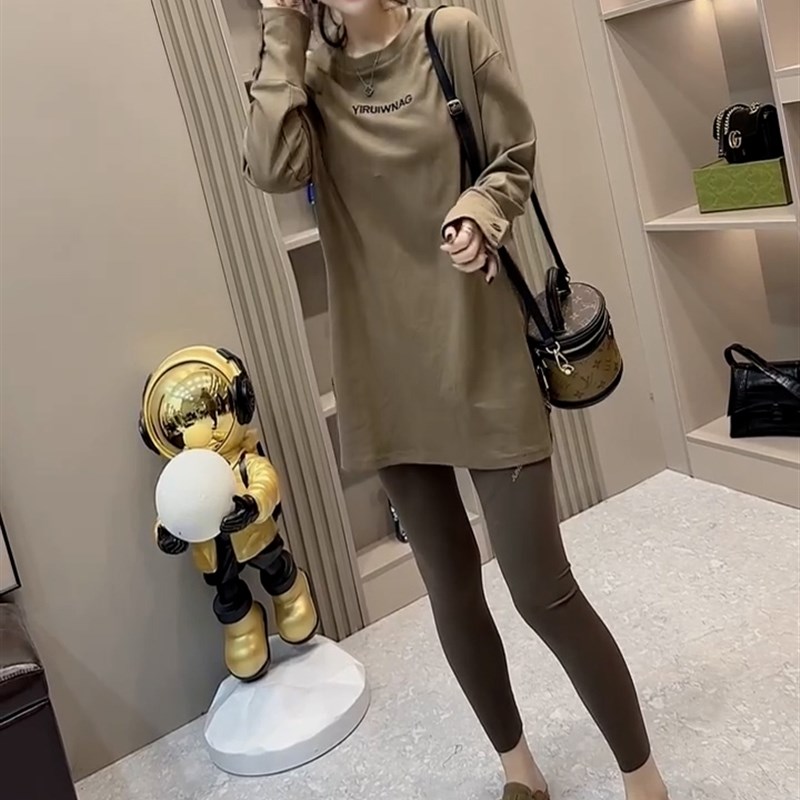 欧货2023秋季新款袖口纽扣刺绣字母圆领纯棉卫衣女宽松中长款上衣