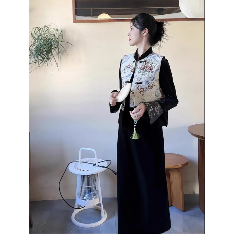 【现货】新中式女装国风佛系禅意茶服马甲上衣半身裙三件套装2025