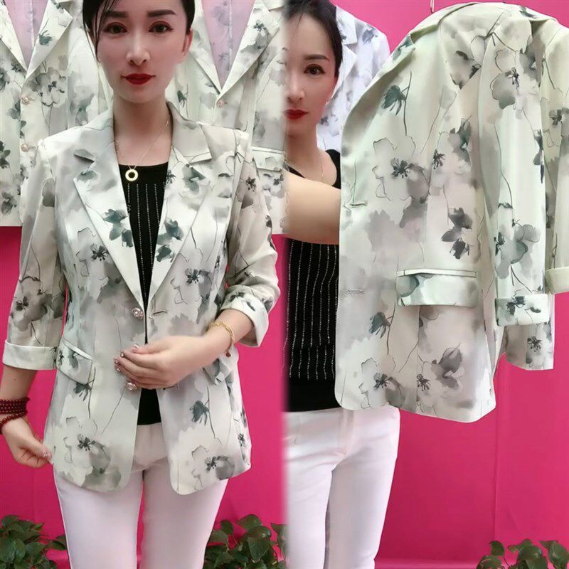 高级感西装外套女春夏2024新款时尚印花小个子休闲气质七分袖薄款