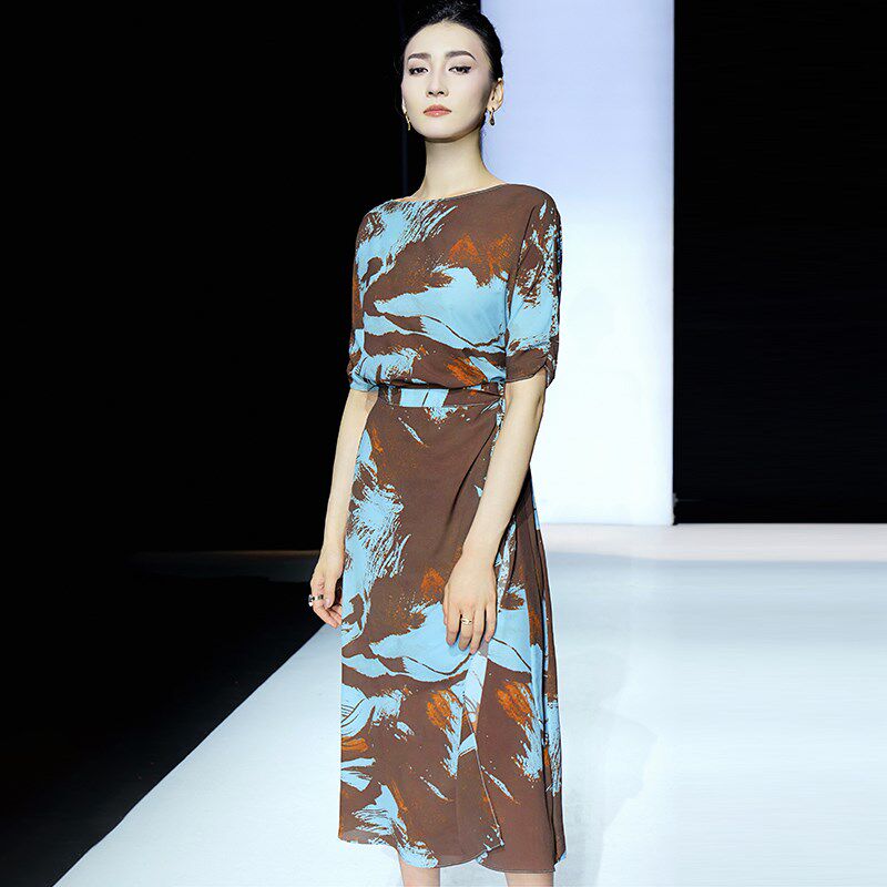 2025夏新款法式轻薄桑花绉印花一字领收腰显瘦茶歇长裙女装连衣裙
