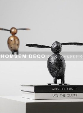 样板间创意抽象金属艺术摆件售楼处J客厅书房高级感工艺品