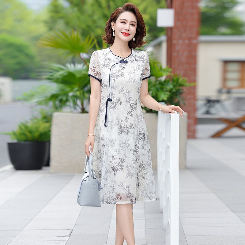 新中式妈妈夏装连衣裙中年女气质改良旗袍长裙中老年女装夏季裙子